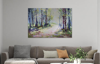 Frühlingshafter Wald